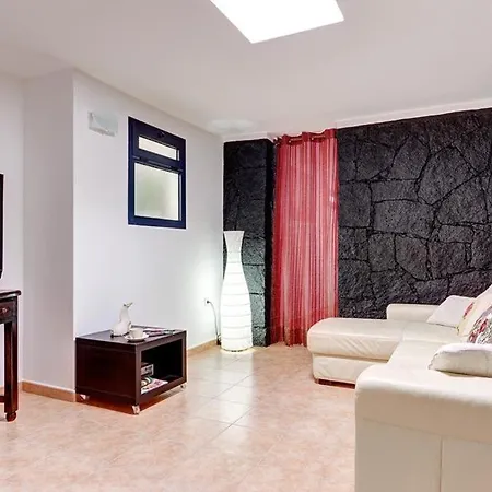 Playa Blanca Sleeps 8 Pool Air Con Wifi Playa Blanca (Lanzarote)